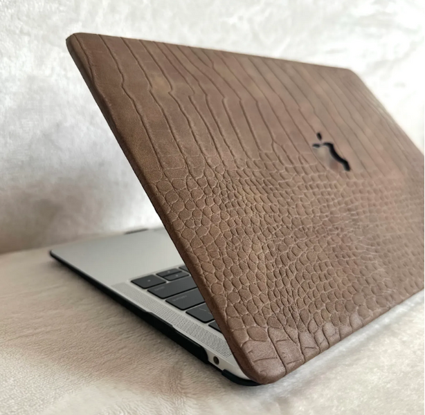Чехол накладка кожаный MacBook Pro 16.2 A2485 | A2780, Коричневый 16300 фото